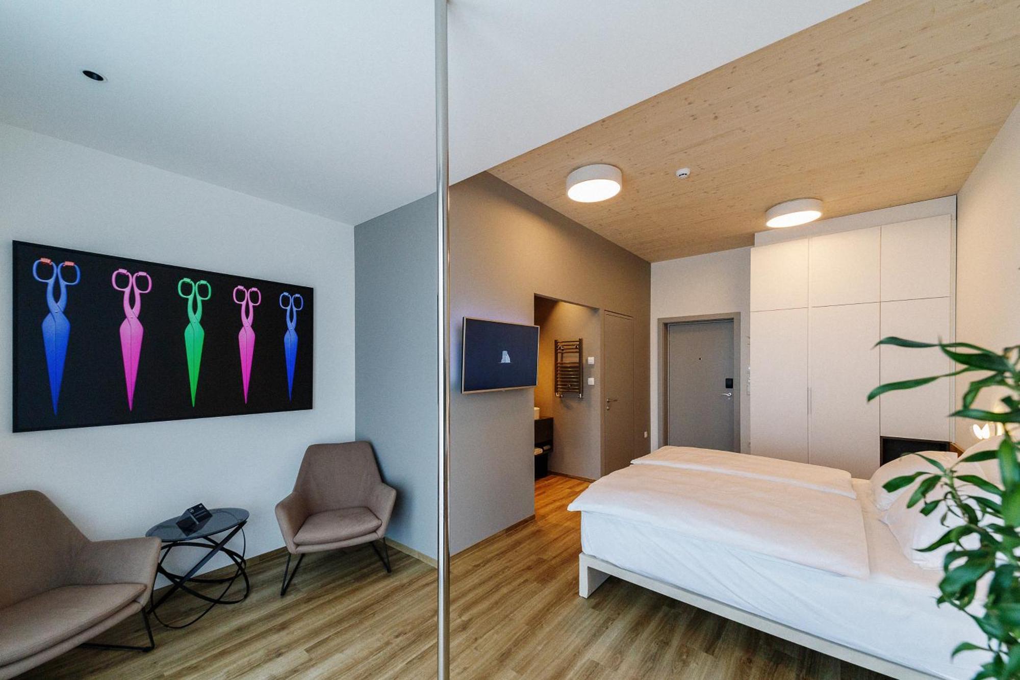 Wud Hotel Ljubljana Luaran gambar