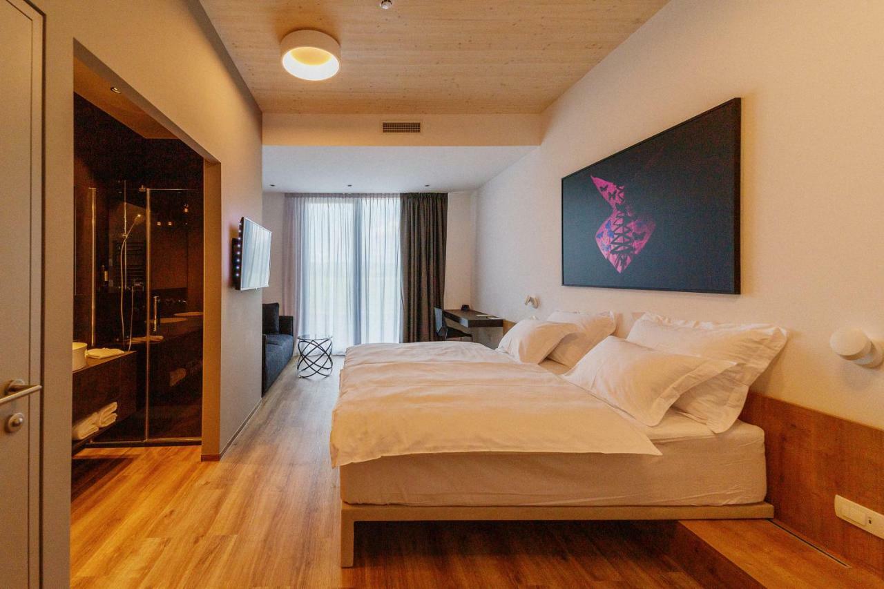 Wud Hotel Ljubljana Luaran gambar